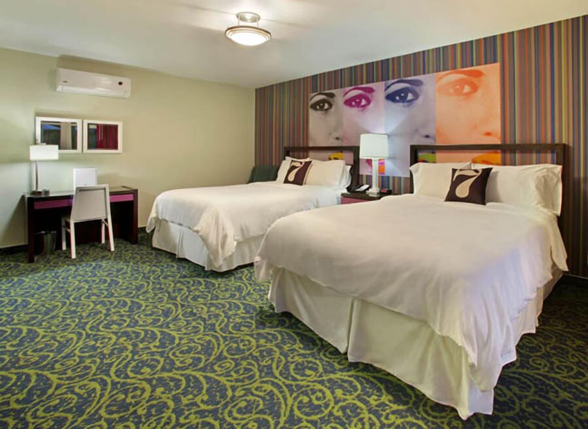 7 Springs & Hotel