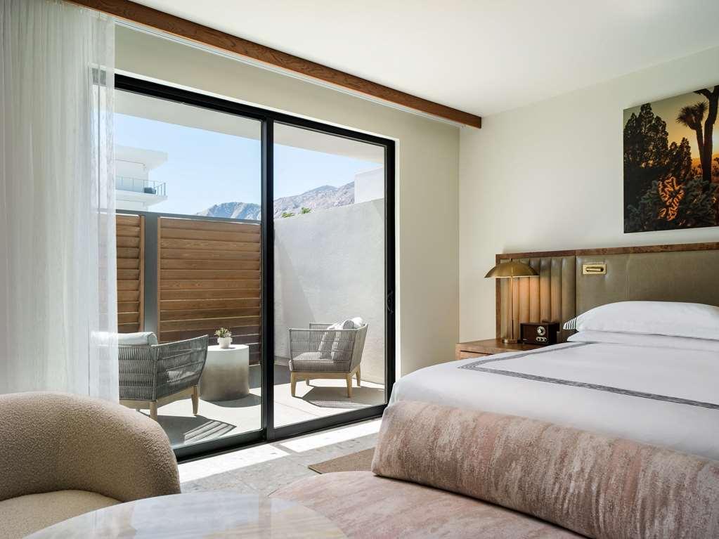 Hotel Thompson By Hyatt Palm Springs
