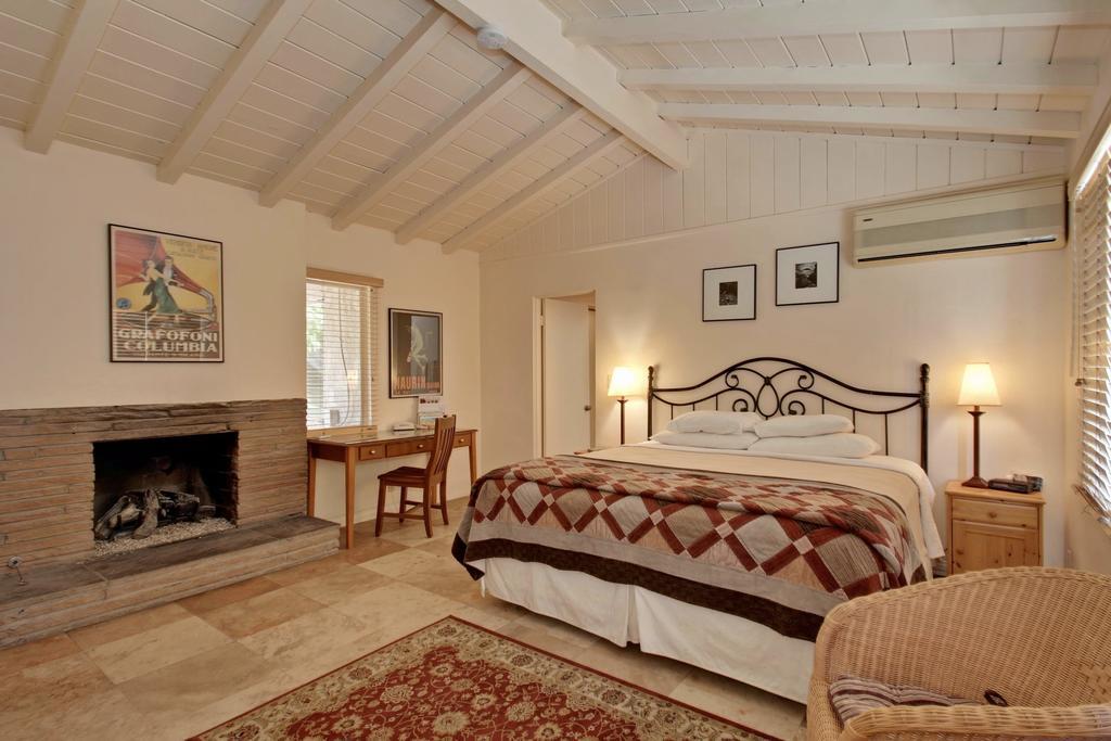 Resort Warm Sands Villa- A Gay Men's Clothing Optional Palm Springs