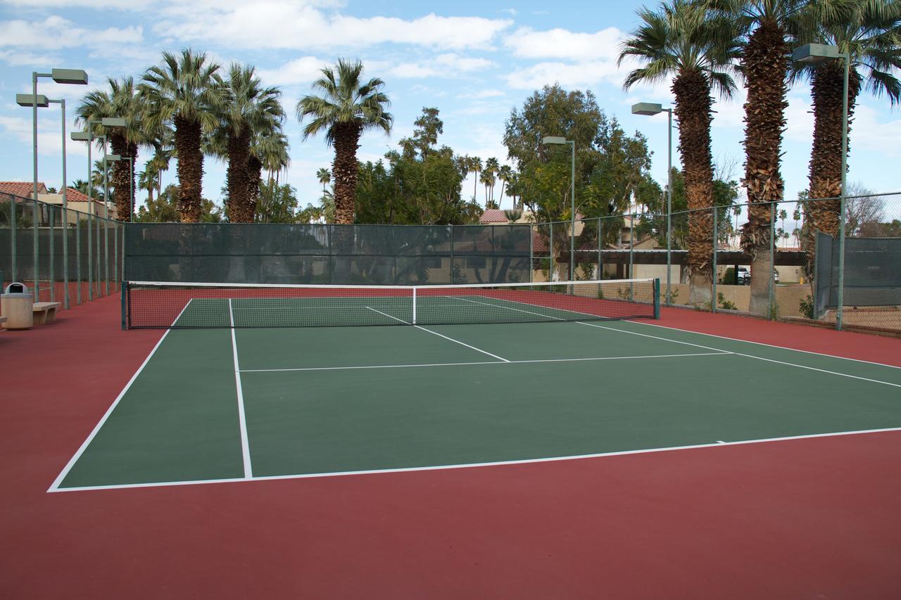 The Oasis 4* Palm Springs