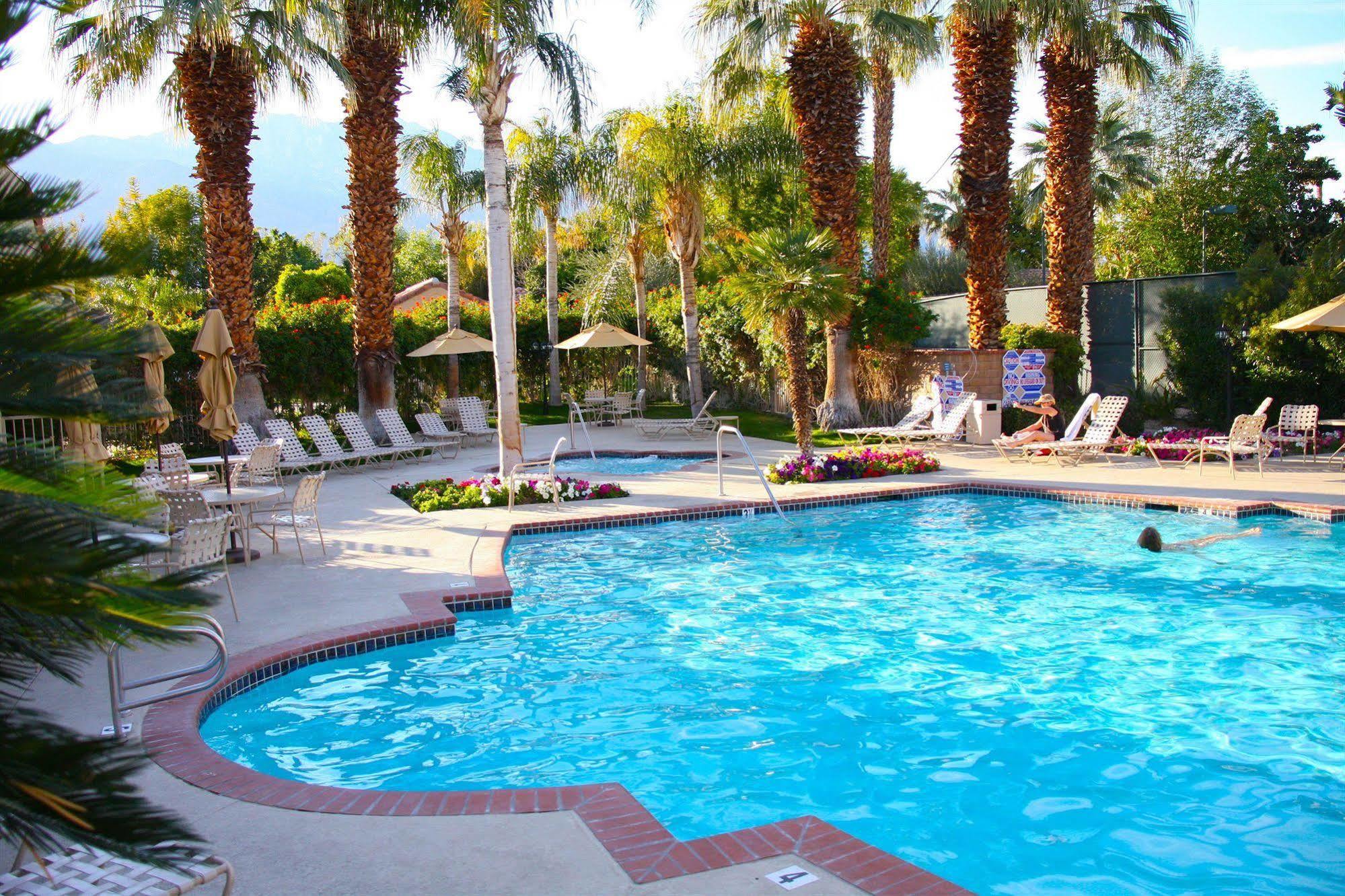 The Oasis 4* Palm Springs