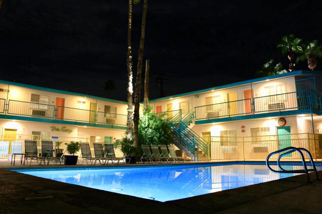 Adara Motel 2*