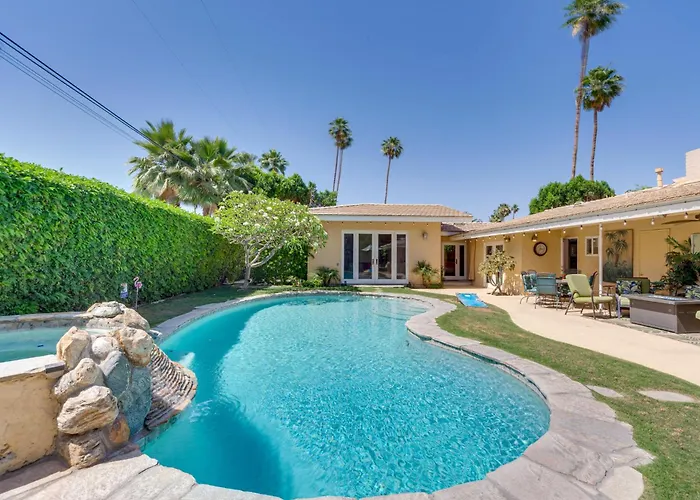 Palm Springs Home Patio, Pool And Mountain Views!