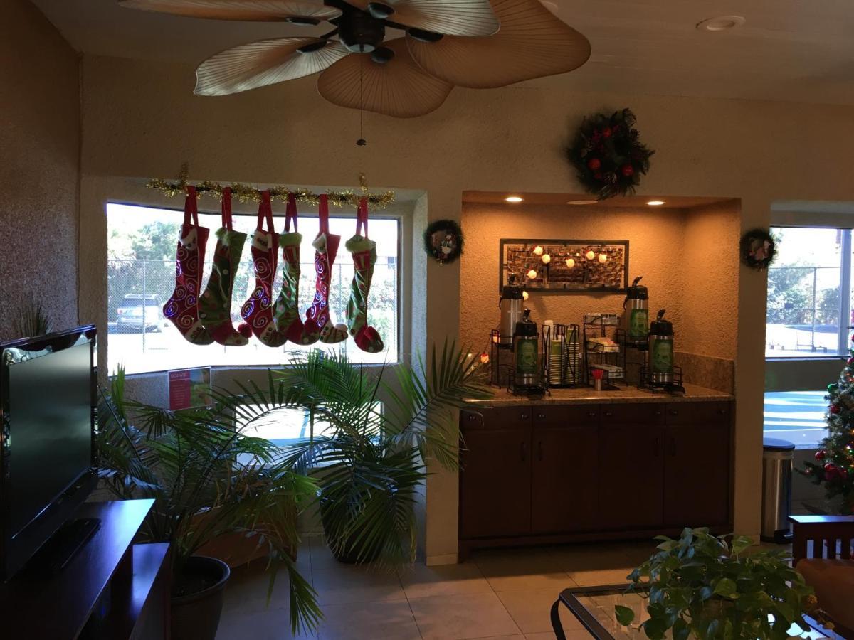 Getaways At Vista Mirage Palm Springs