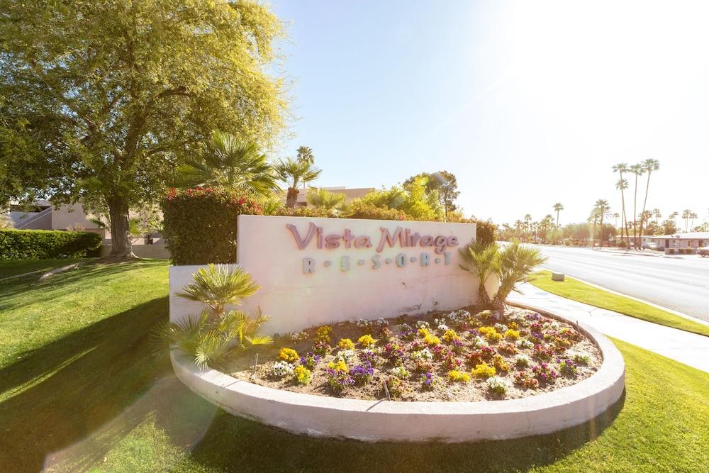 Getaways At Vista Mirage
