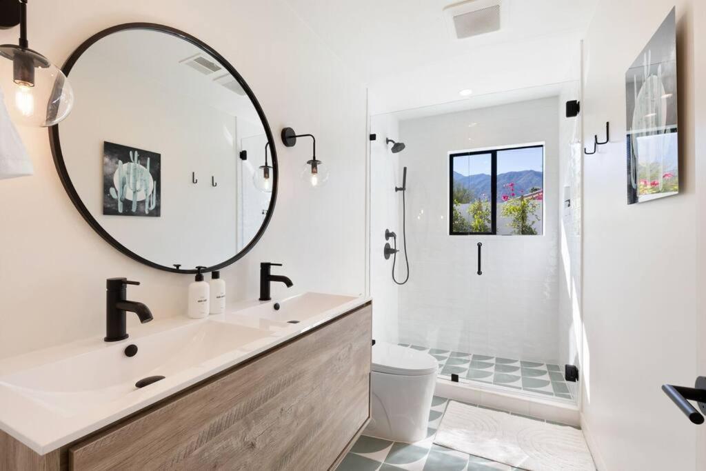 Solaris - Modern Mediterranean Estate With Pool, And Fire Pit #68003 Seven Br *