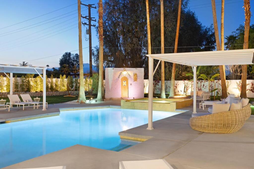 Solaris - Modern Mediterranean Estate With Pool, And Fire Pit #68003 Seven Br Holiday home *