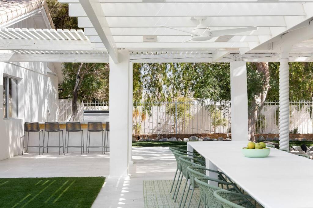 Solaris - Modern Mediterranean Estate With Pool, And Fire Pit #68003 Seven Br