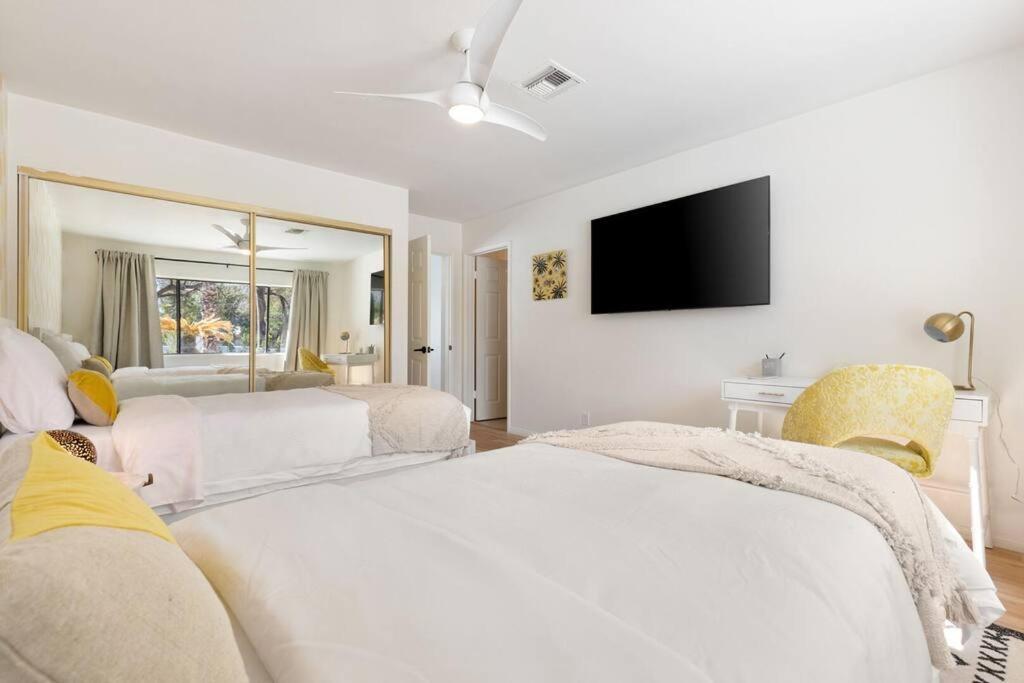 Holiday home Solaris - Modern Mediterranean Estate With Pool, And Fire Pit #68003 Seven Br *