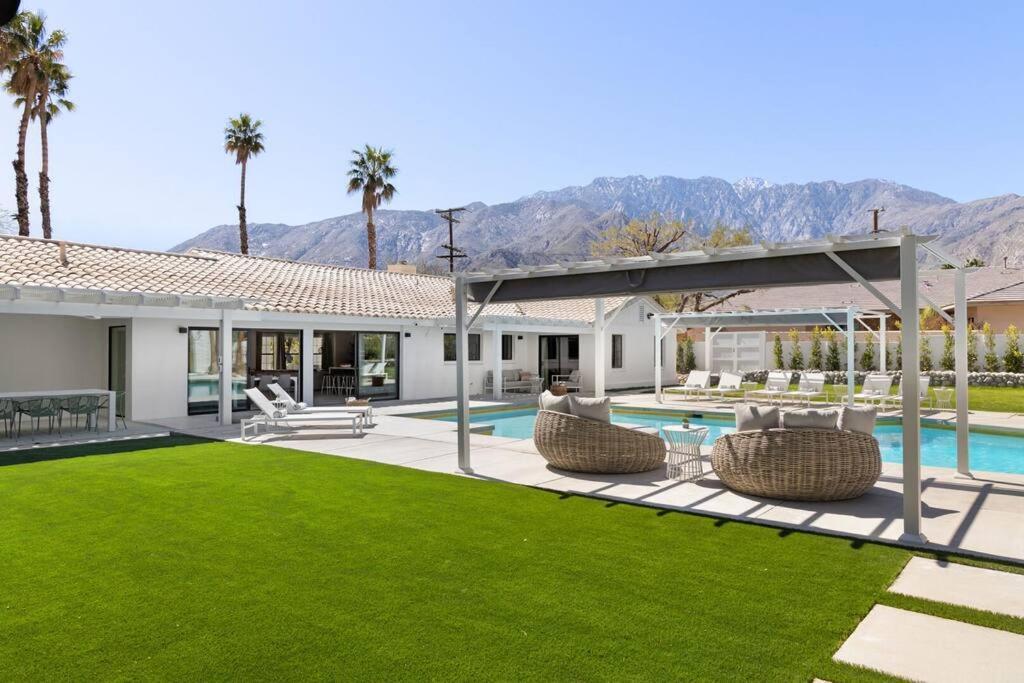 Holiday home Solaris - Modern Mediterranean Estate With Pool, And Fire Pit #68003 Seven Br