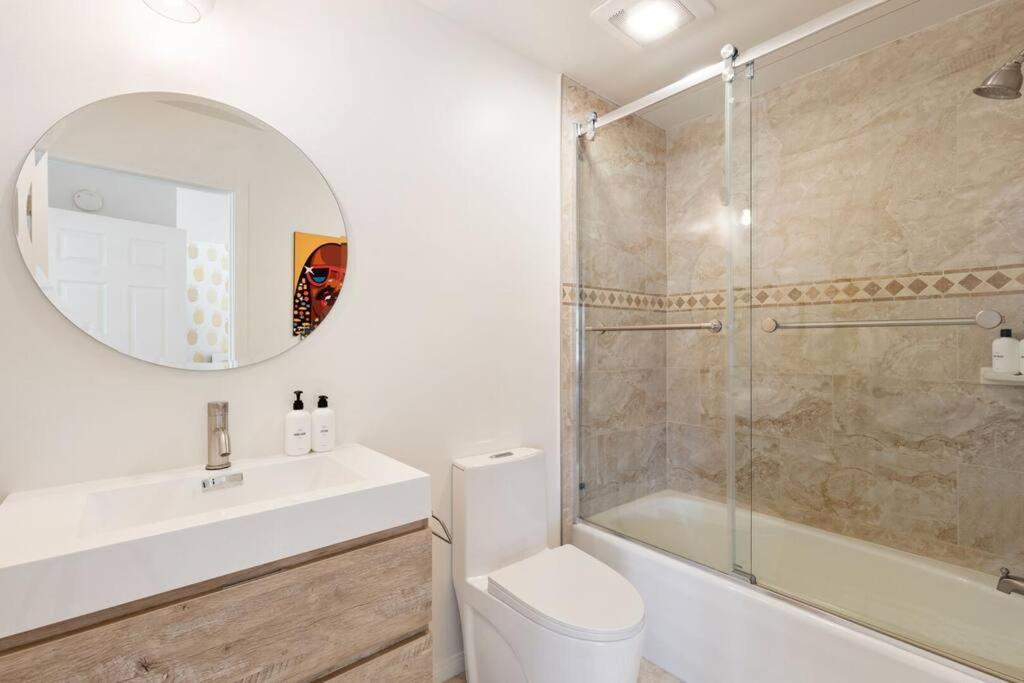 Solaris - Modern Mediterranean Estate With Pool, And Fire Pit #68003 Seven Br *