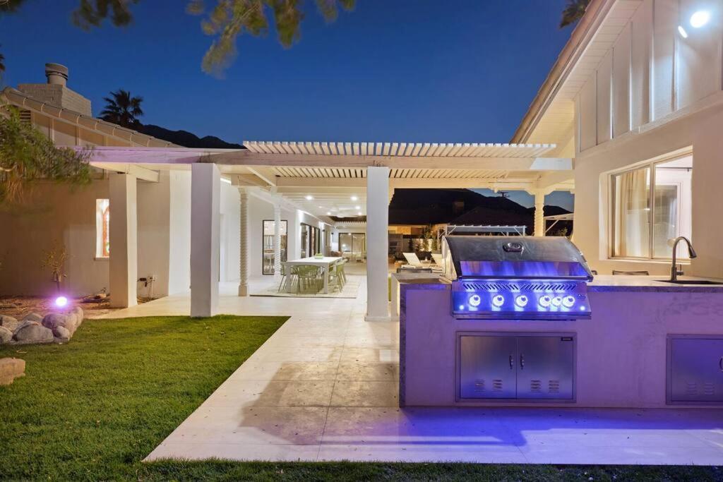 Holiday home Solaris - Modern Mediterranean Estate With Pool, And Fire Pit #68003 Seven Br