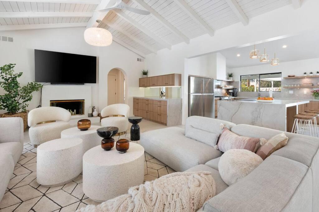 Holiday home Solaris - Modern Mediterranean Estate With Pool, And Fire Pit #68003 Seven Br
