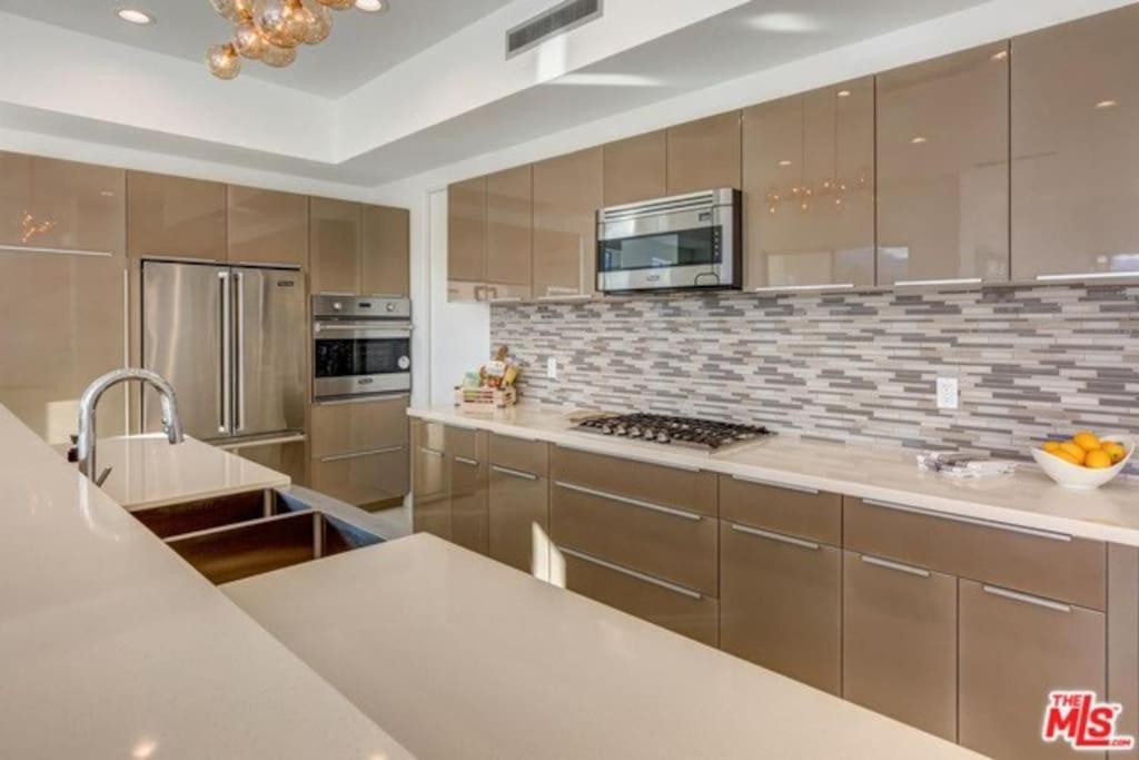 Gateway Luxury Style With A Private Pool
