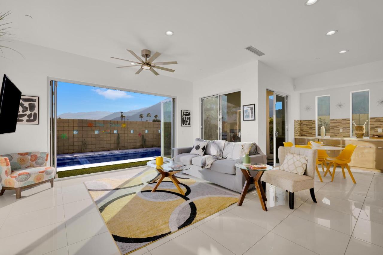 Villa Gateway Luxury Style With A Private Pool Palm Springs