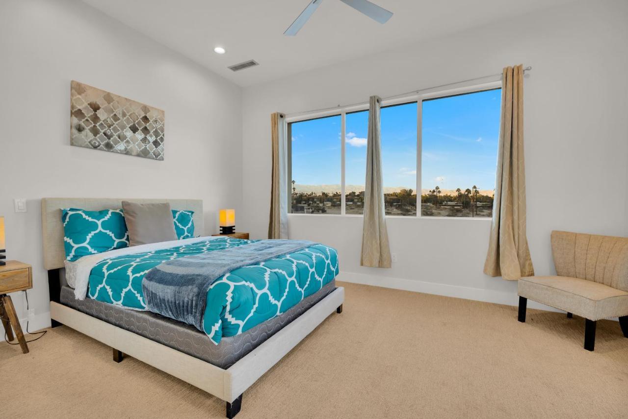 Villa Gateway Luxury Style With A Private Pool Palm Springs