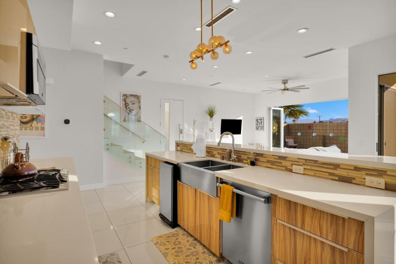 Gateway Luxury Style With A Private Pool Palm Springs