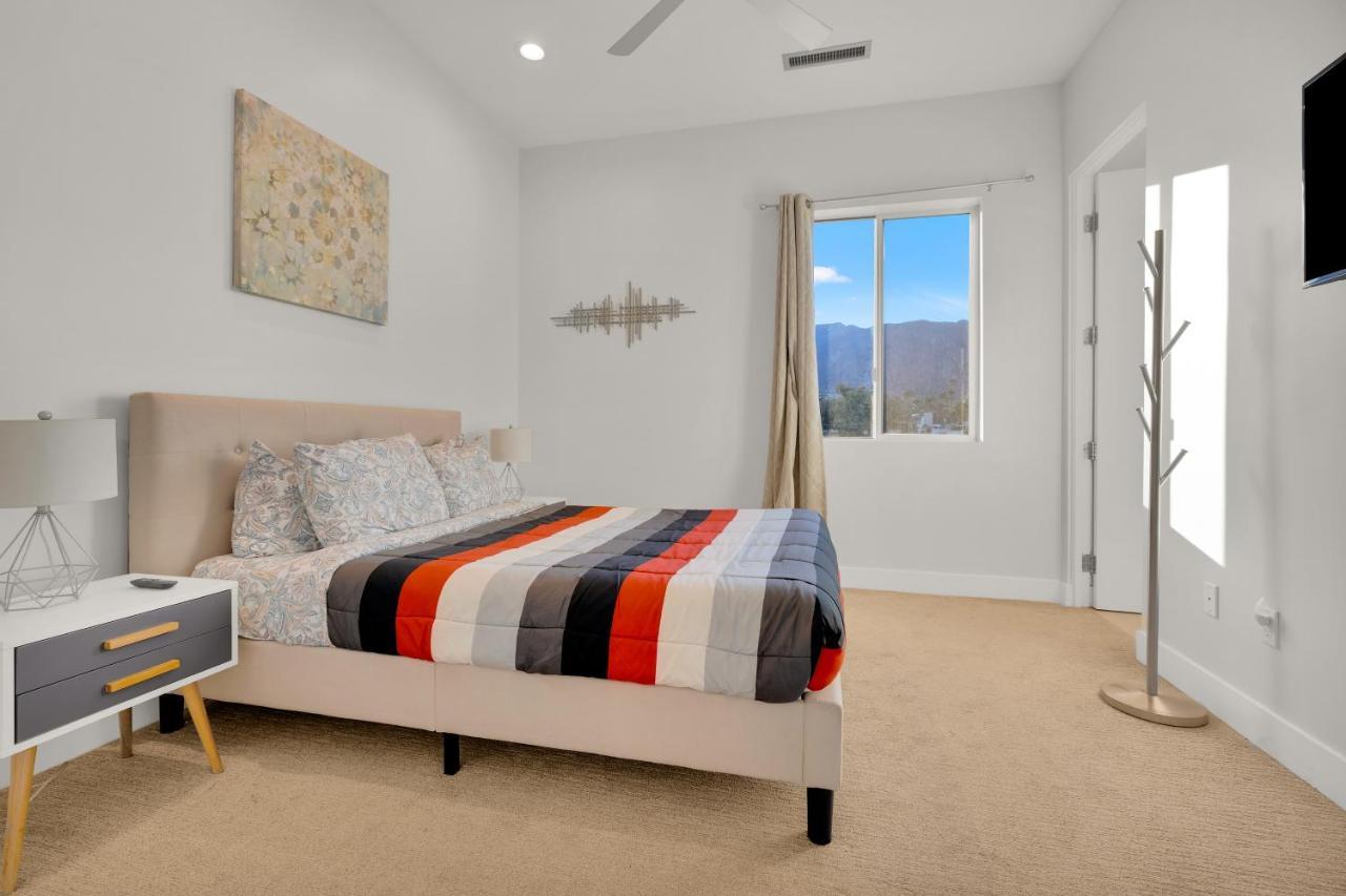 Gateway Luxury Style With A Private Pool * Palm Springs