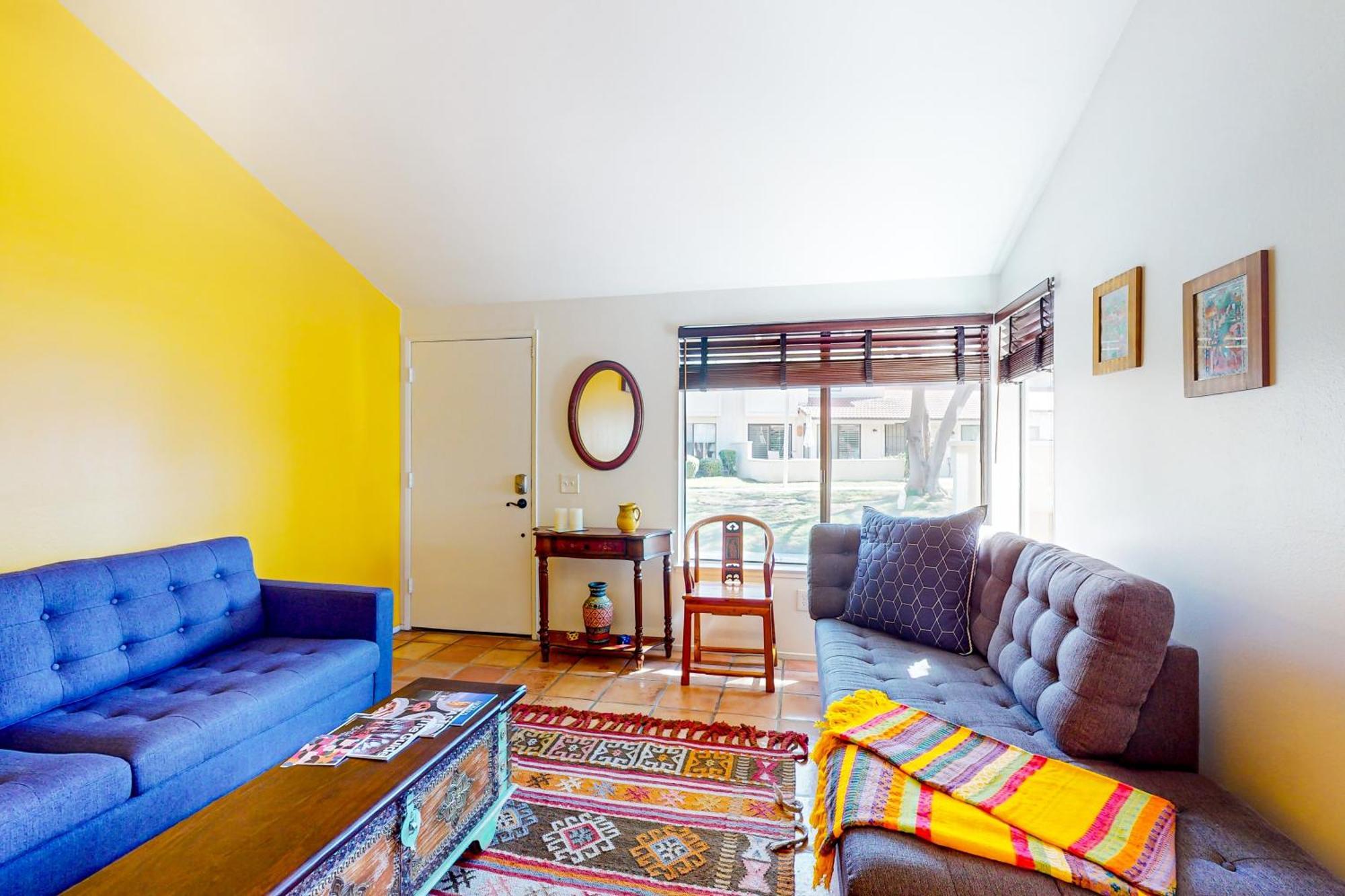 Royalty #4 - Permit #7022 Apartment Palm Springs