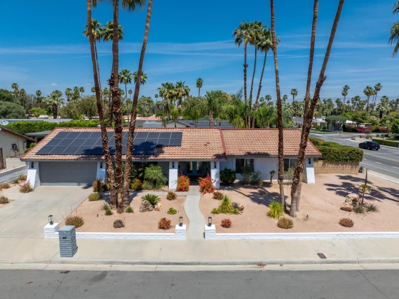 Chanel Estate - Pool Jacuzzi And Pet Friendly