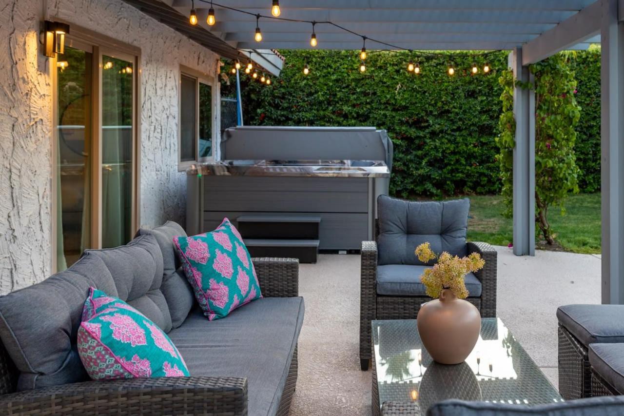Holiday home Chanel Estate - Pool Jacuzzi And Pet Friendly *