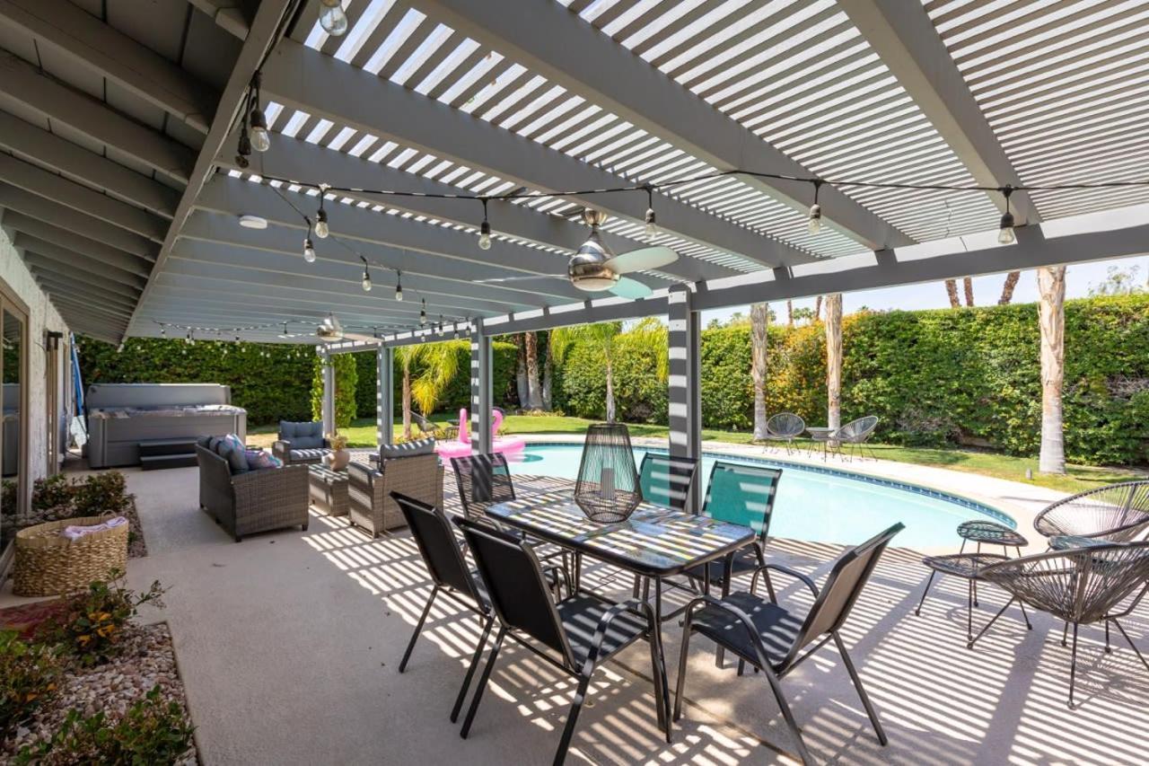 Holiday home Chanel Estate - Pool Jacuzzi And Pet Friendly