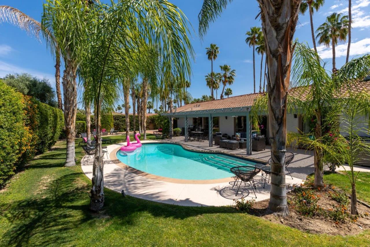Holiday home Chanel Estate - Pool Jacuzzi And Pet Friendly