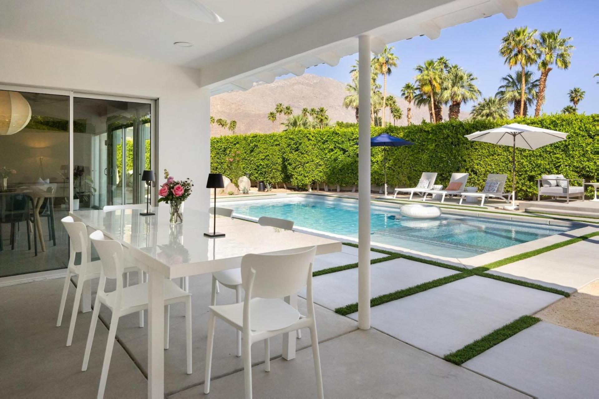 Ledo Lounge Palm Springs