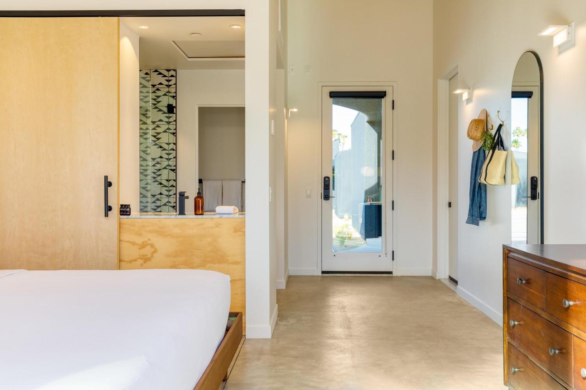 Blackhaus By Avantstay Ada Modern Rooms, Pool & Bbq Palm Springs