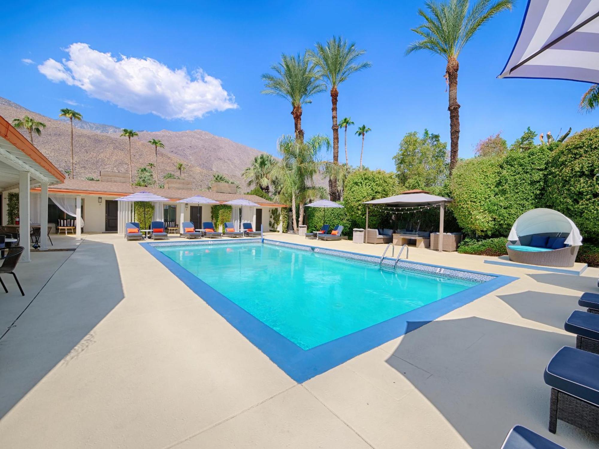 Little Paradise Palm Springs