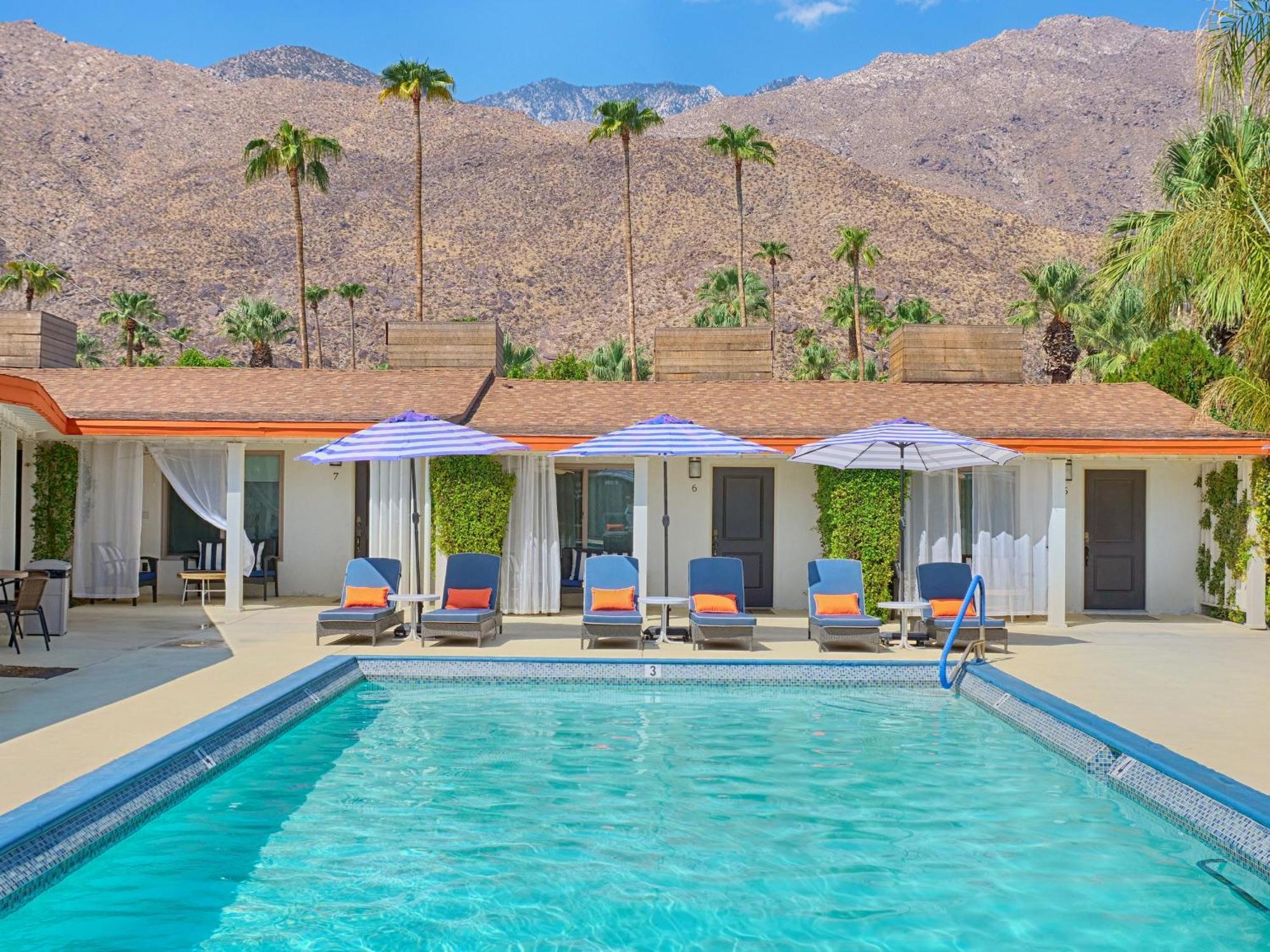 Hotel Little Paradise Palm Springs