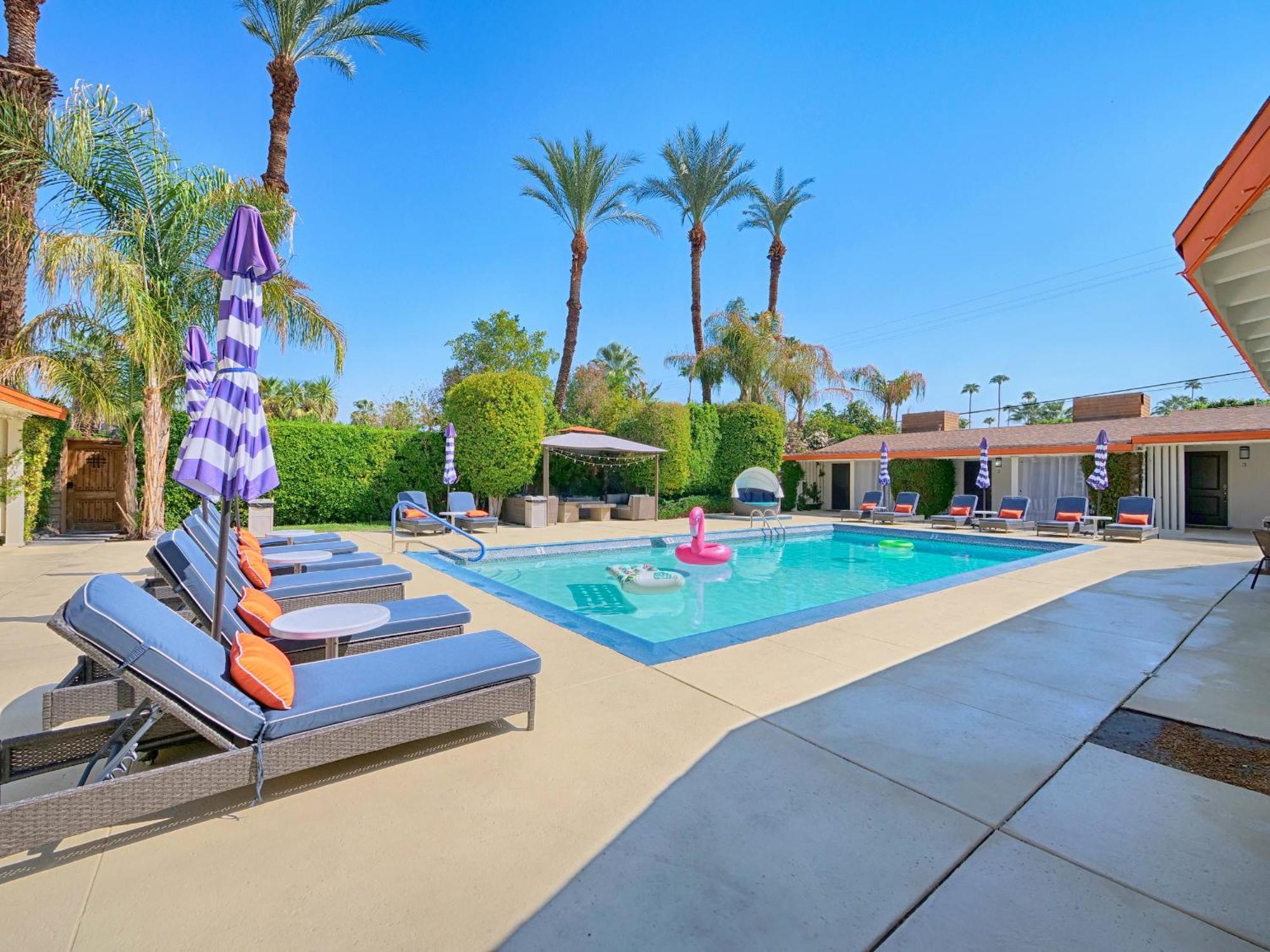 Little Paradise Palm Springs