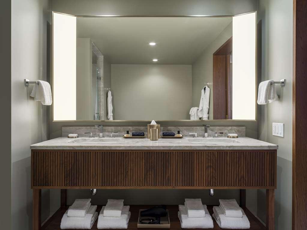 Thompson By Hyatt * Palm Springs