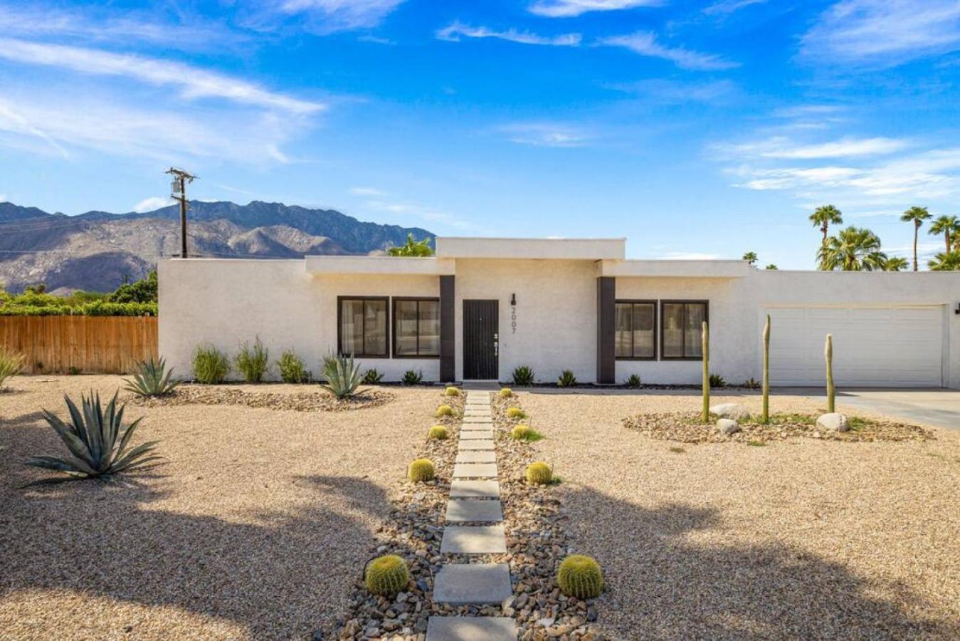 Holiday home Azul Desert Escape By Rather Be