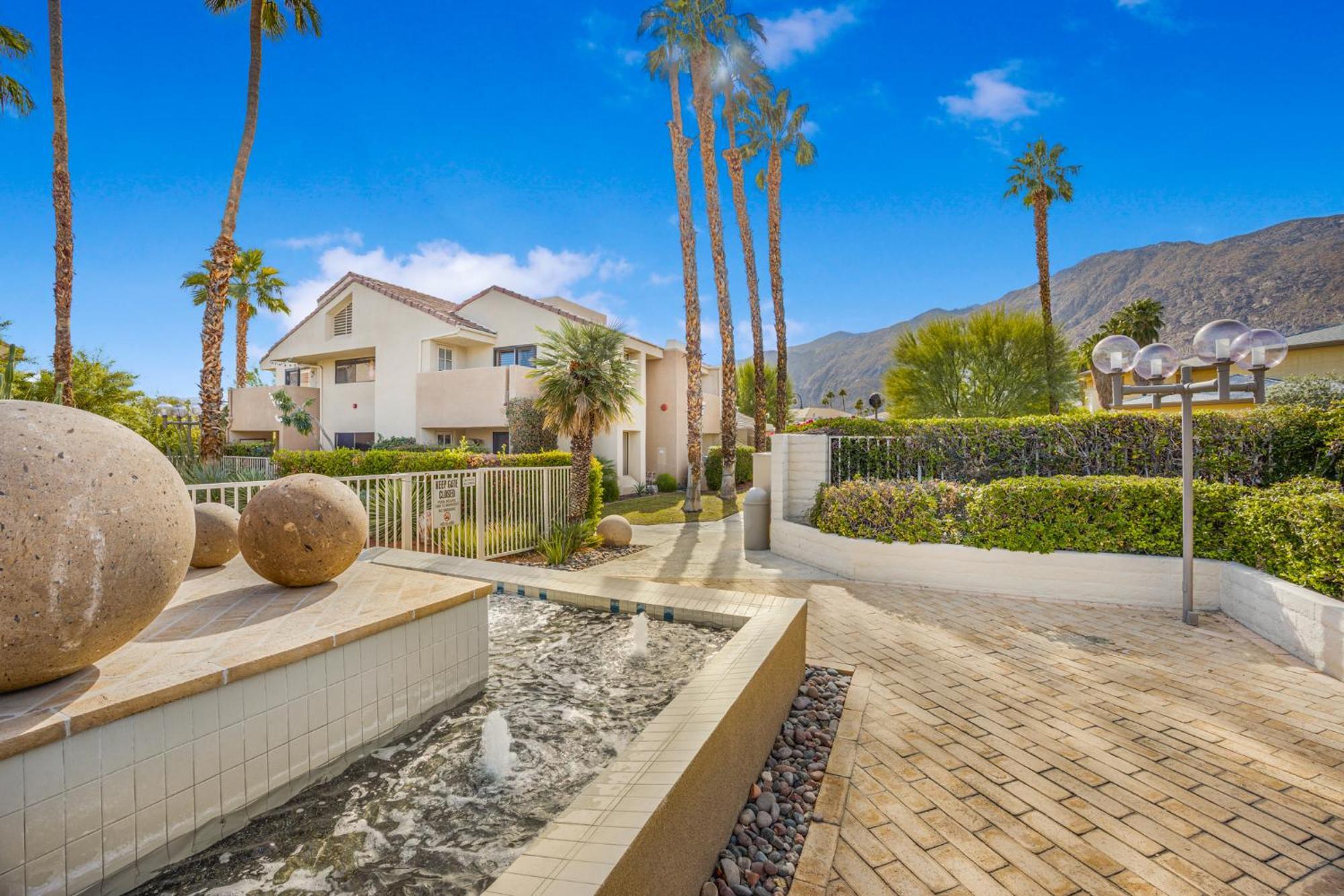 Plaza Getaway - 1br Downtown Ps Holiday home Palm Springs