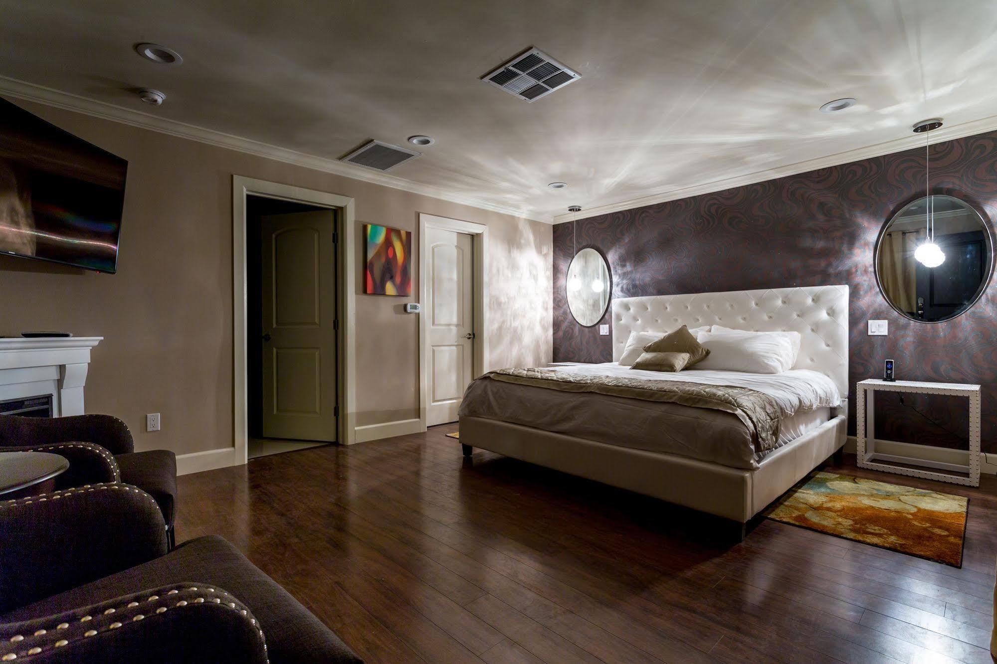 Hotel Little Paradise 4*
