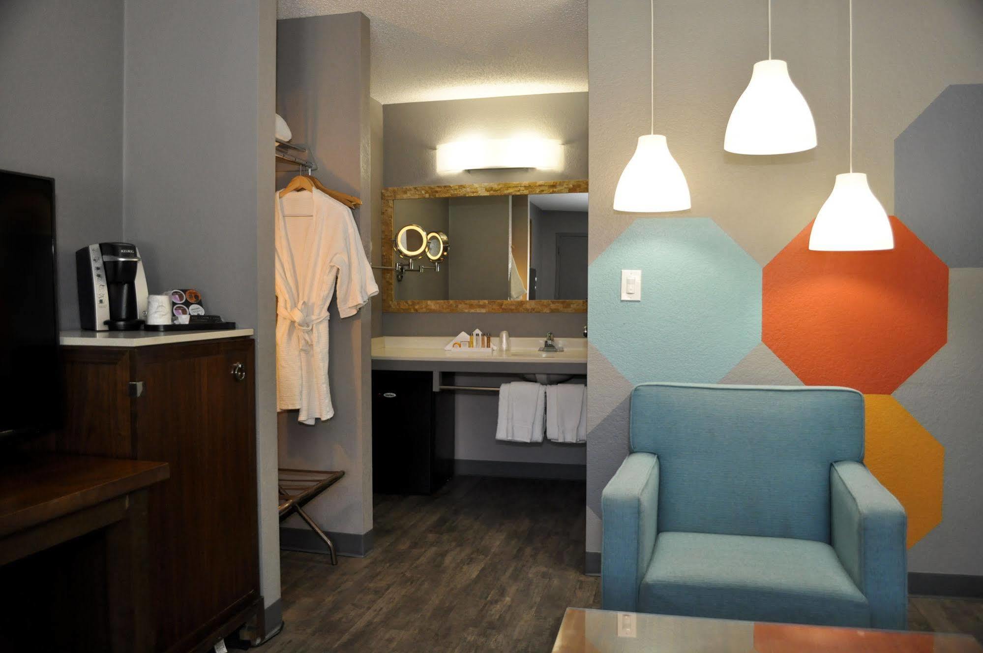 Hotel The Infusion Club