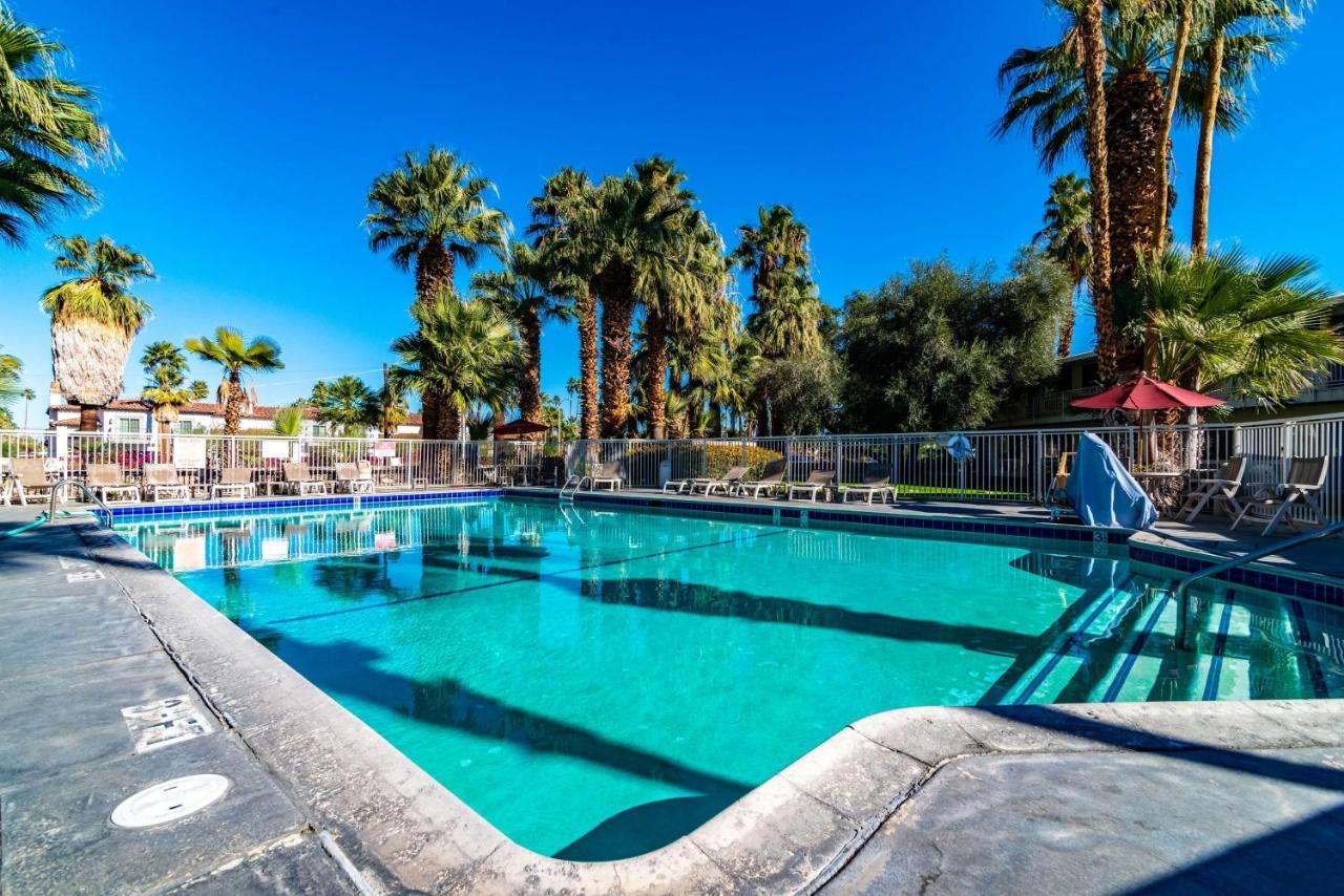 6-palm Springs, Ca - East - Palm Canyon Hotel 2*