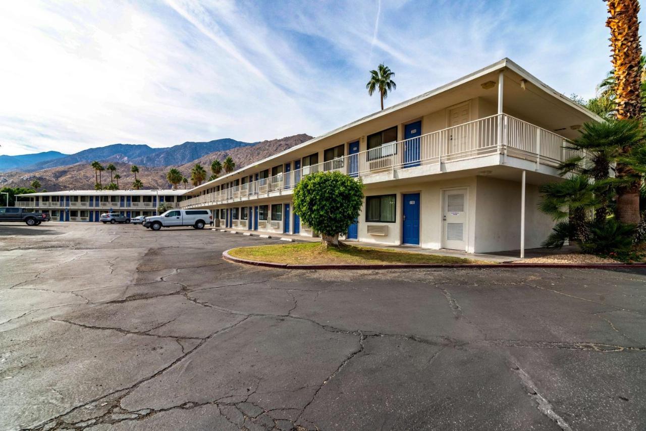 6-palm Springs, Ca - East - Palm Canyon Hotel 2*