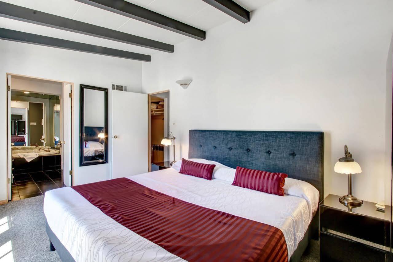 Mediterraneo Resort Palm Springs