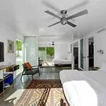 Wexler Steel House #4 - Pool Spa And Grand Piano