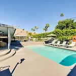 Palm Springs Home Casita And Fire Pit!