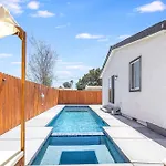 Amazing Serenity Vacation Home W/Heated Pool & Spa