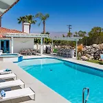 Paradise Splash At Little Tuscany By Acme House Company