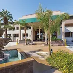 Family Fun In Palm Springs In This Resort 2Bd Condo With Resort Amenities Including Kids Pool