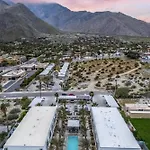 Zanjero By Avantstay Mins From Downtown Palm Springs Private Terrace Shared Pool