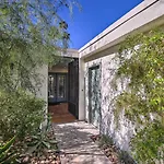 Modern Palm Springs Gem - Pool Access And Mtn Views