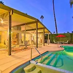 Palm Springs Oasis With Pool And Golf Course Views!