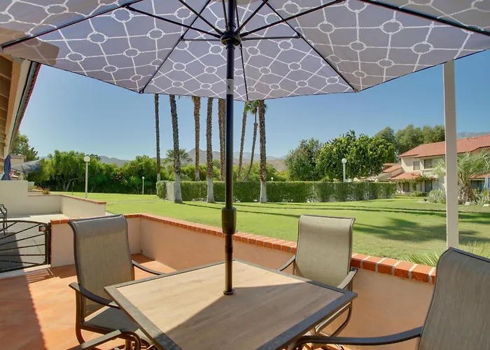 Townhome With Pool Access, Near Dtwn Palm Springs!
