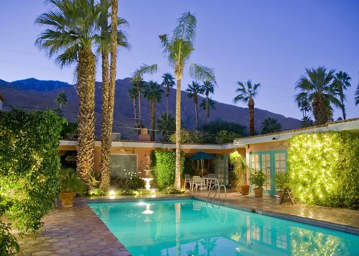 Villa Rosa Inn